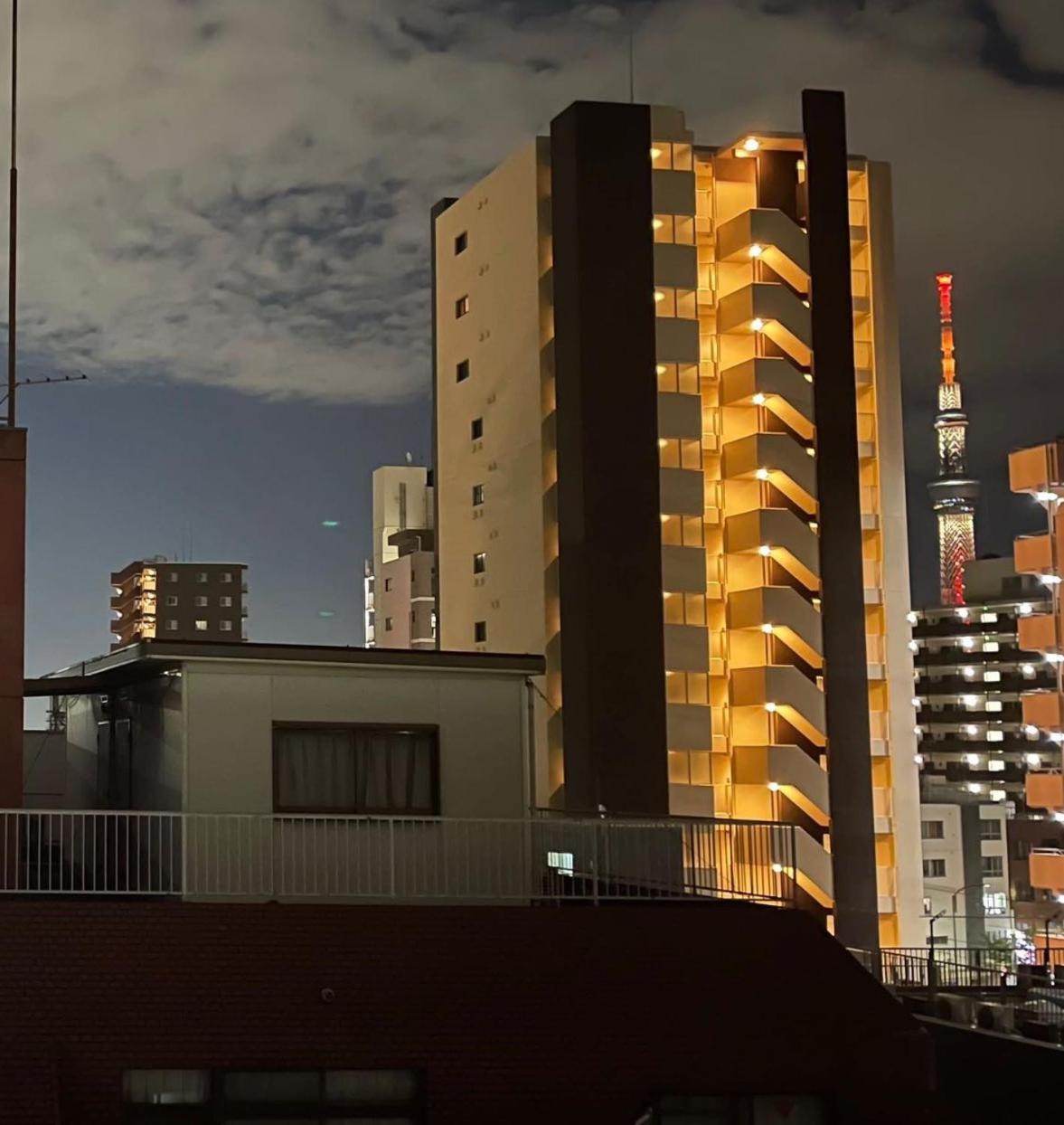 Terminal Iriya-asakusa * Tokio